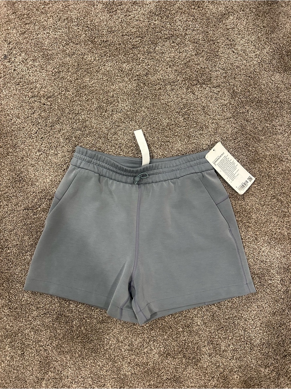 lululemon softstreme shorts size 6